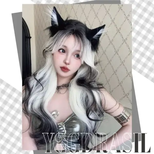 Long White Hair Wig 28Inch Wavy Heat Resistant For Women - Image 5